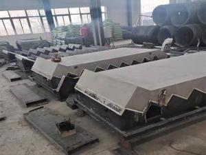 預(yù)制樓梯脫模